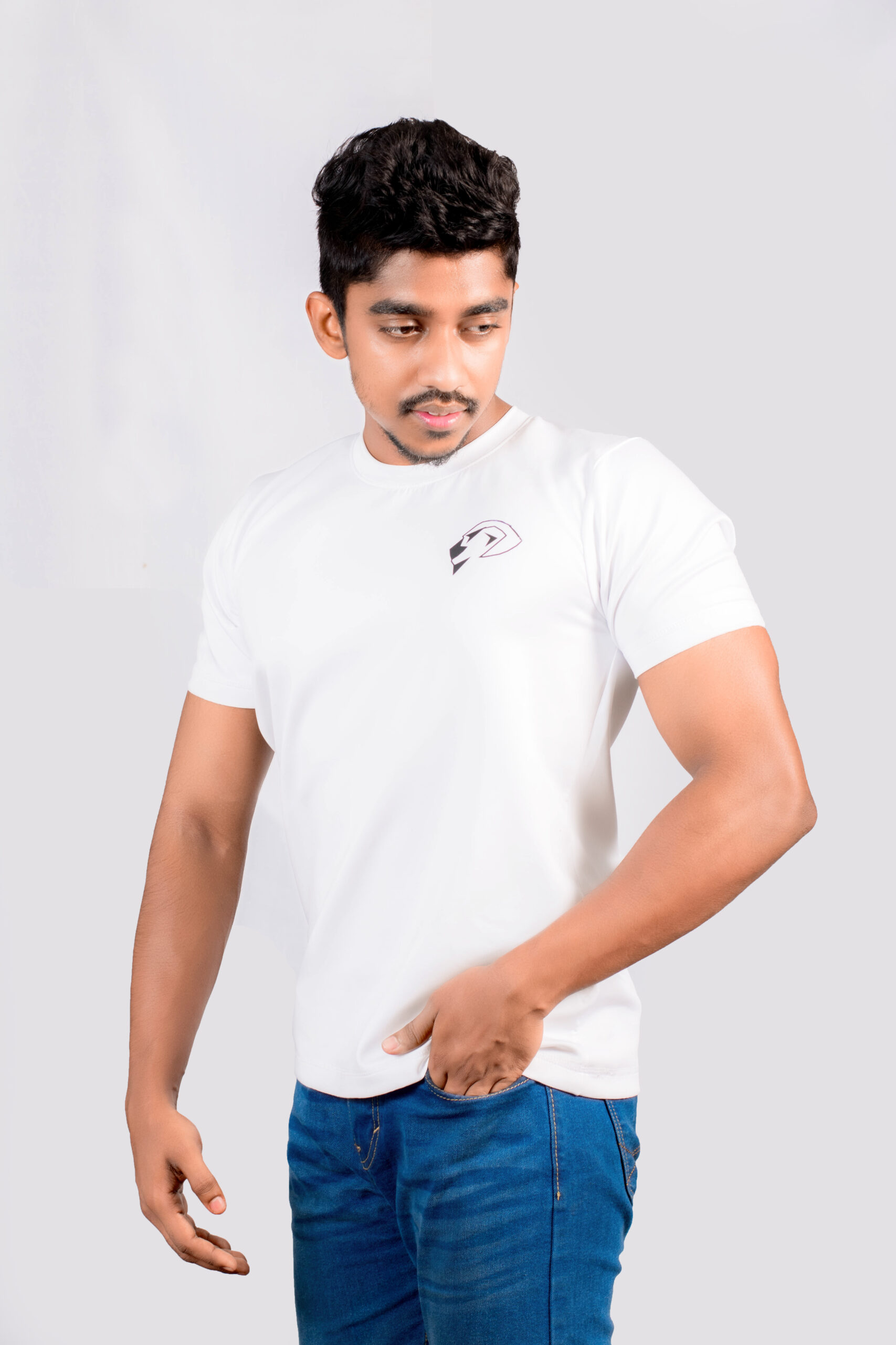 Minimal White Tee